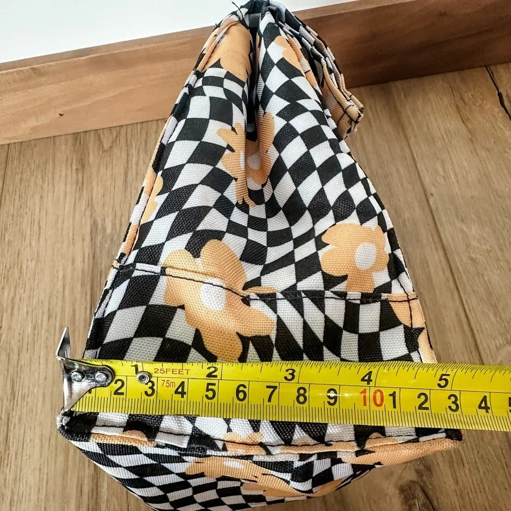 Vans Off The Wall Lunch Box Floral Checkered Black And White‎ Insulated